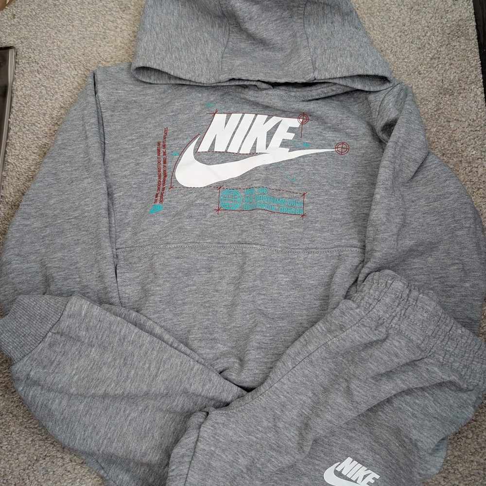 Nike Gray Hoodie and Sweatpants Set